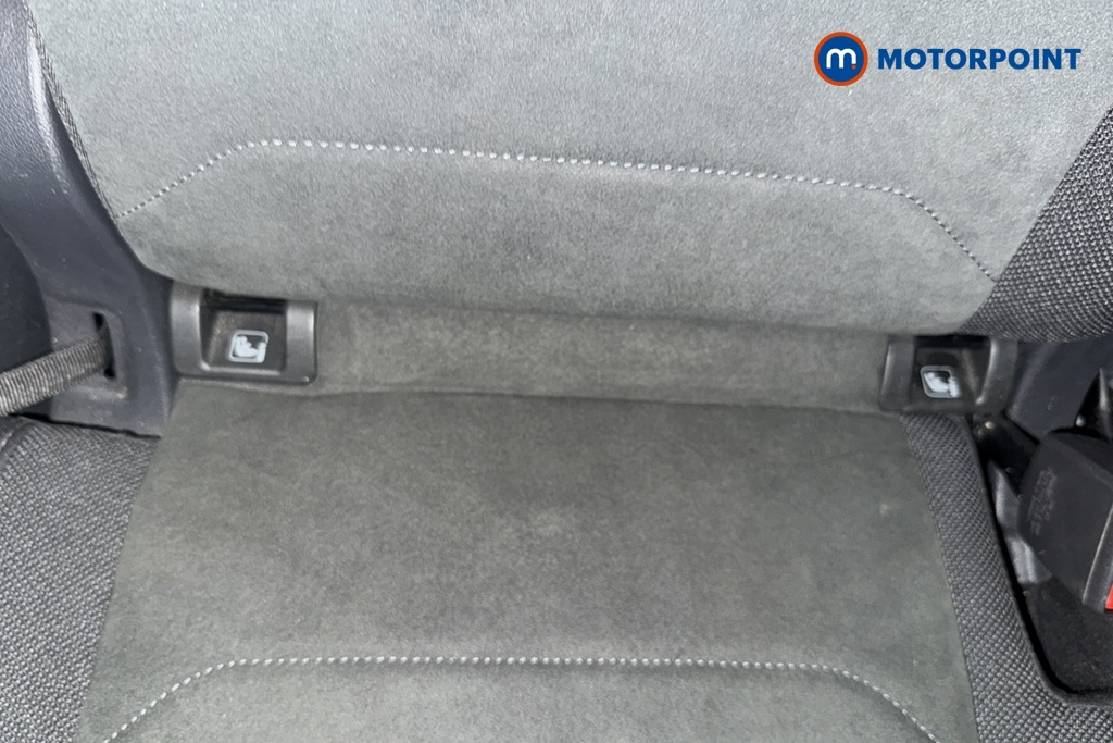 Volkswagen Tiguan Elegance Automatic Petrol SUV - Stock Number (1691514) - 27th supplementary image