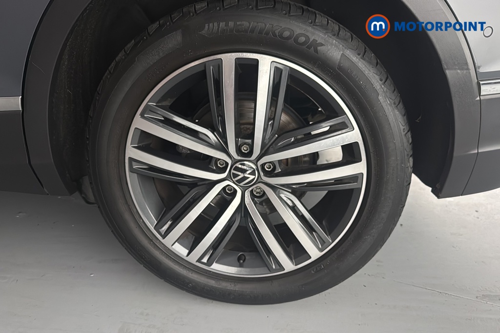 Volkswagen Tiguan Elegance Automatic Petrol SUV - Stock Number (1691514) - 45th supplementary image