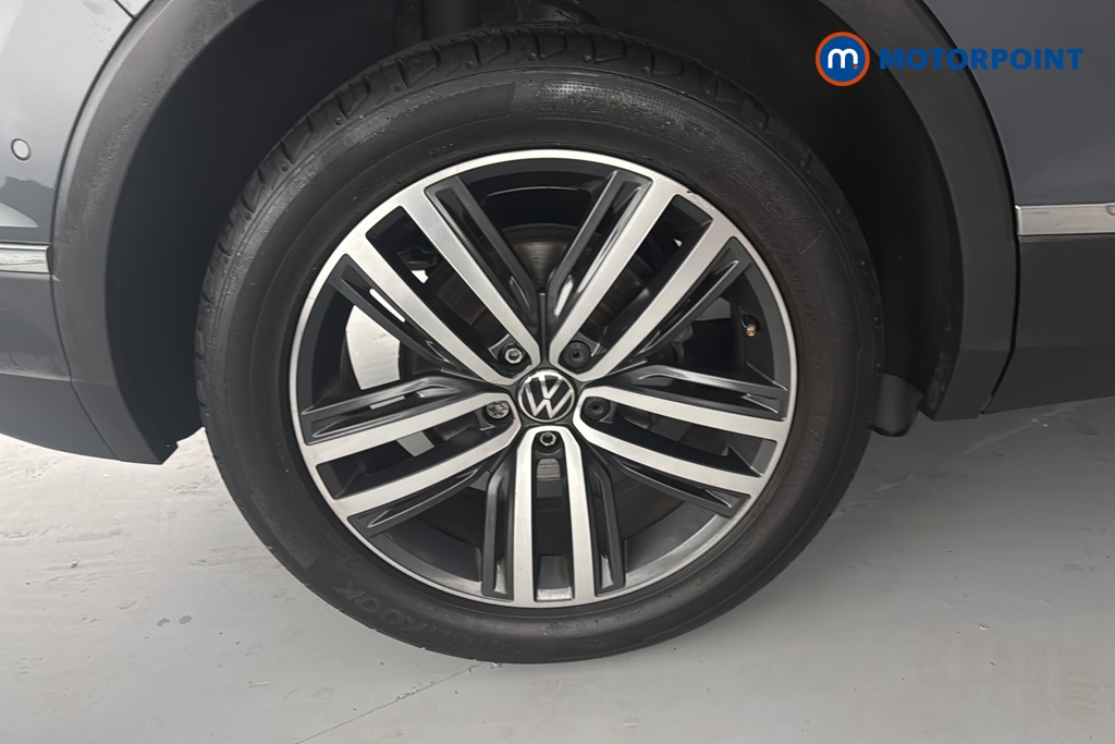 Volkswagen Tiguan Elegance Automatic Petrol SUV - Stock Number (1691514) - 46th supplementary image