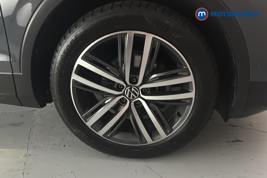 Volkswagen Tiguan Elegance Automatic Petrol SUV - Stock Number (1691514) - 47th supplementary image