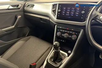 Volkswagen T-Roc Active Manual Petrol SUV - Stock Number (1691569) - 15th supplementary image