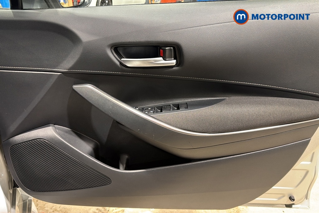 Toyota Corolla Icon Automatic Petrol-Electric Hybrid Estate - Stock Number (1691584) - 18th supplementary image