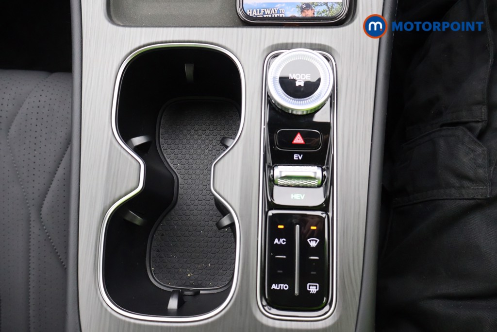 Chery Tiggo 8 Summit Automatic Petrol Plug-In Hybrid SUV - Stock Number (1691735) - 8th supplementary image