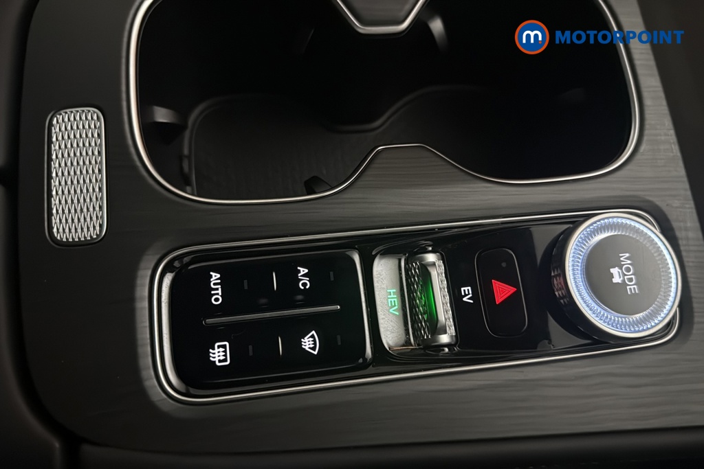 Chery Tiggo 8 Summit Automatic Petrol Plug-In Hybrid SUV - Stock Number (1691757) - 12th supplementary image