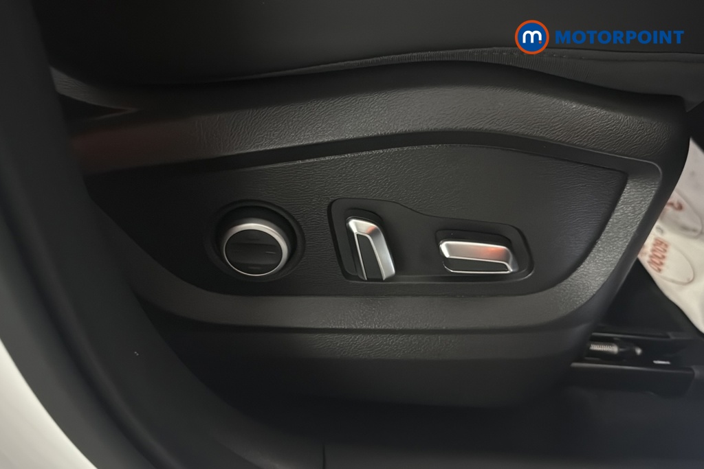 Chery Tiggo 8 Summit Automatic Petrol Plug-In Hybrid SUV - Stock Number (1691757) - 23rd supplementary image