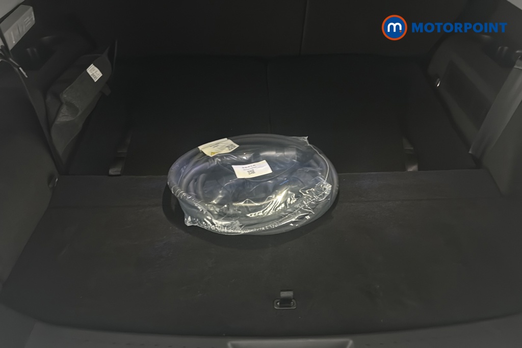 Chery Tiggo 8 Summit Automatic Petrol Plug-In Hybrid SUV - Stock Number (1691757) - 34th supplementary image
