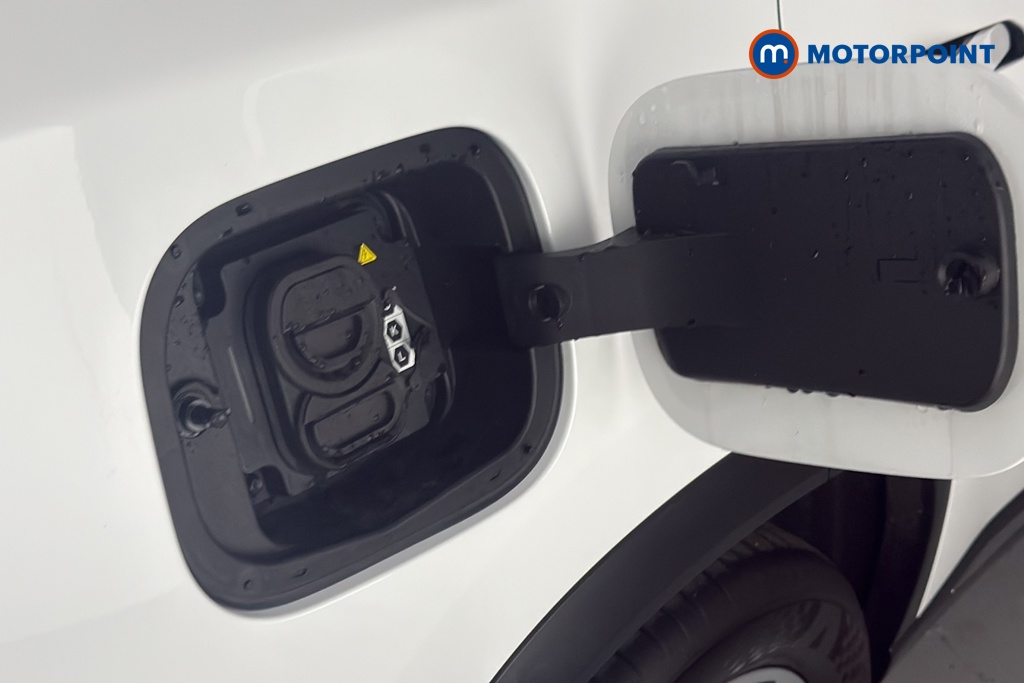 Chery Tiggo 8 Summit Automatic Petrol Plug-In Hybrid SUV - Stock Number (1691757) - 40th supplementary image