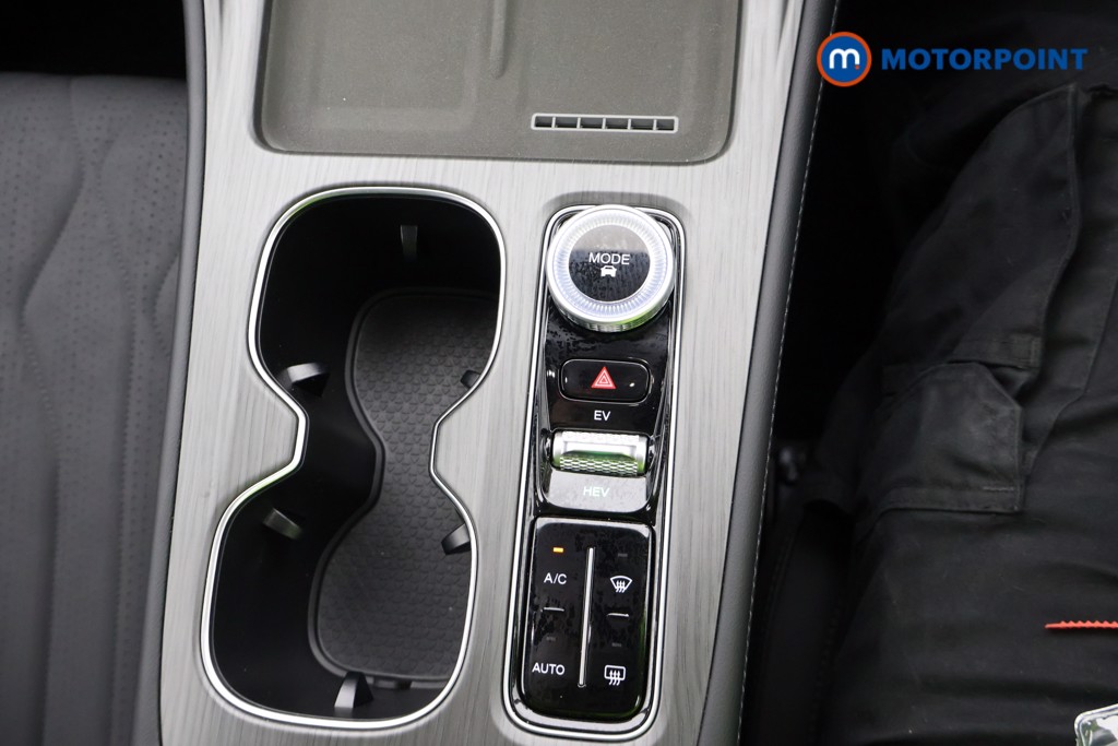 Chery Tiggo 8 Summit Automatic Petrol Plug-In Hybrid SUV - Stock Number (1691814) - 8th supplementary image
