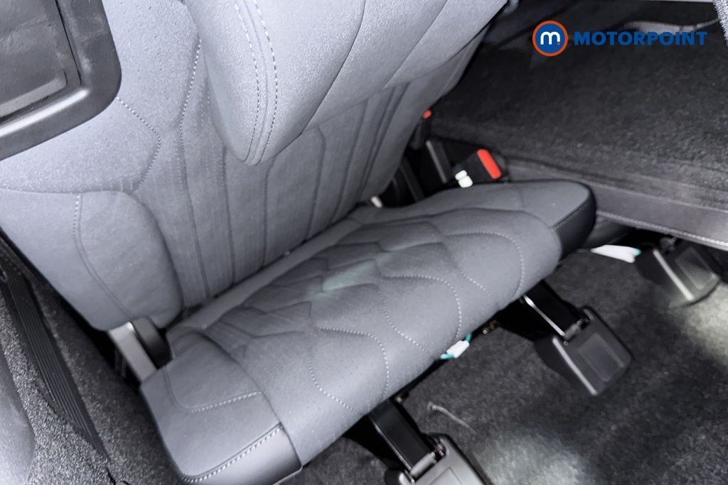 Chery Tiggo 8 Summit Automatic Petrol Plug-In Hybrid SUV - Stock Number (1691840) - 29th supplementary image