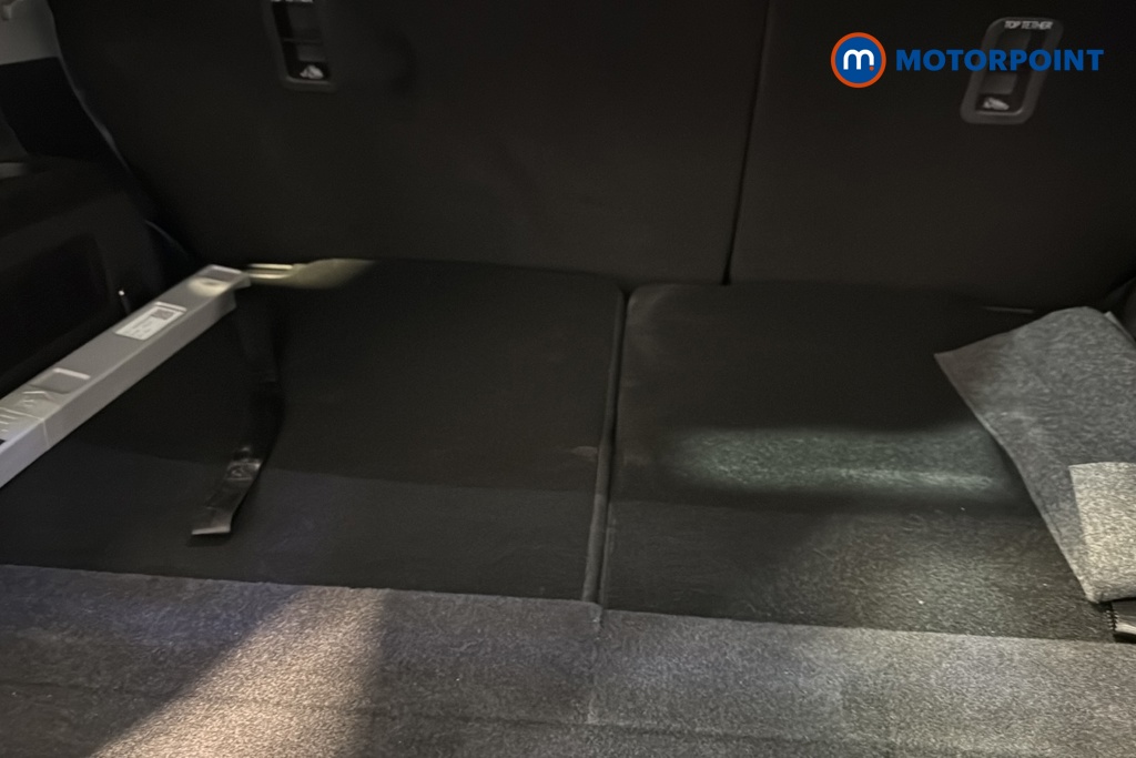 Chery Tiggo 8 Summit Automatic Petrol Plug-In Hybrid SUV - Stock Number (1691840) - 30th supplementary image