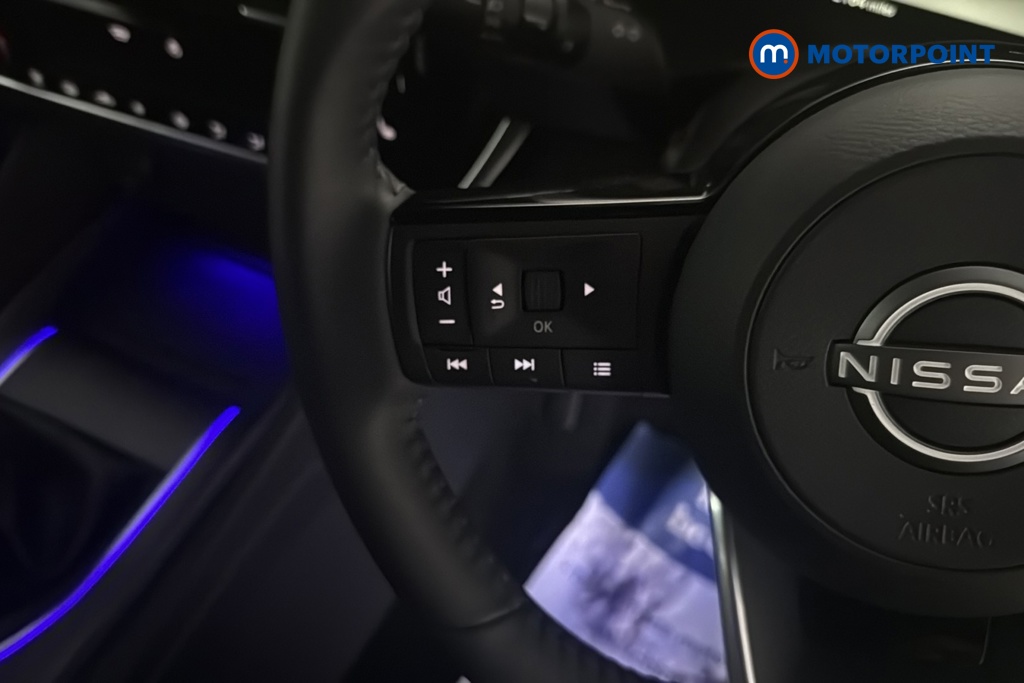 Nissan Qashqai Tekna Manual Petrol SUV - Stock Number (1691985) - 4th supplementary image