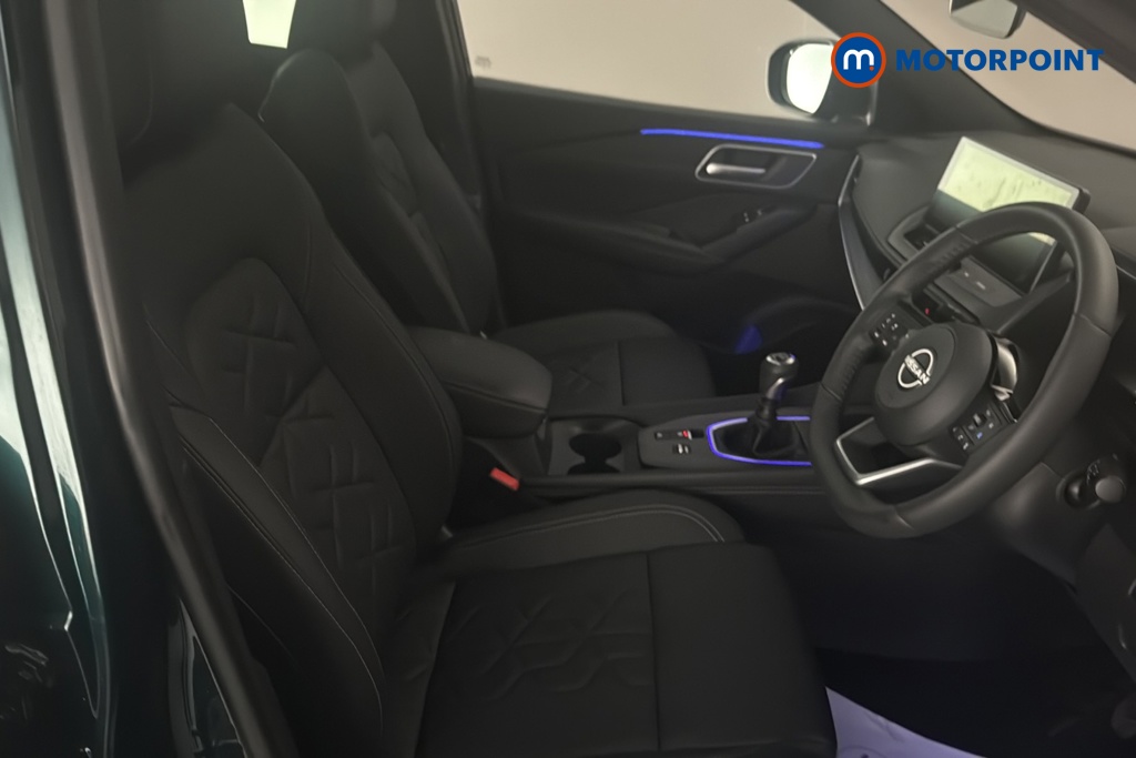 Nissan Qashqai Tekna Manual Petrol SUV - Stock Number (1691985) - 22nd supplementary image