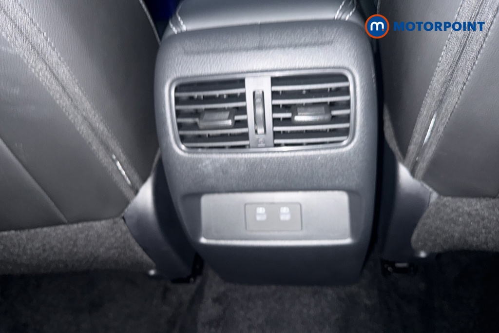 Nissan Qashqai Tekna Manual Petrol SUV - Stock Number (1691985) - 28th supplementary image