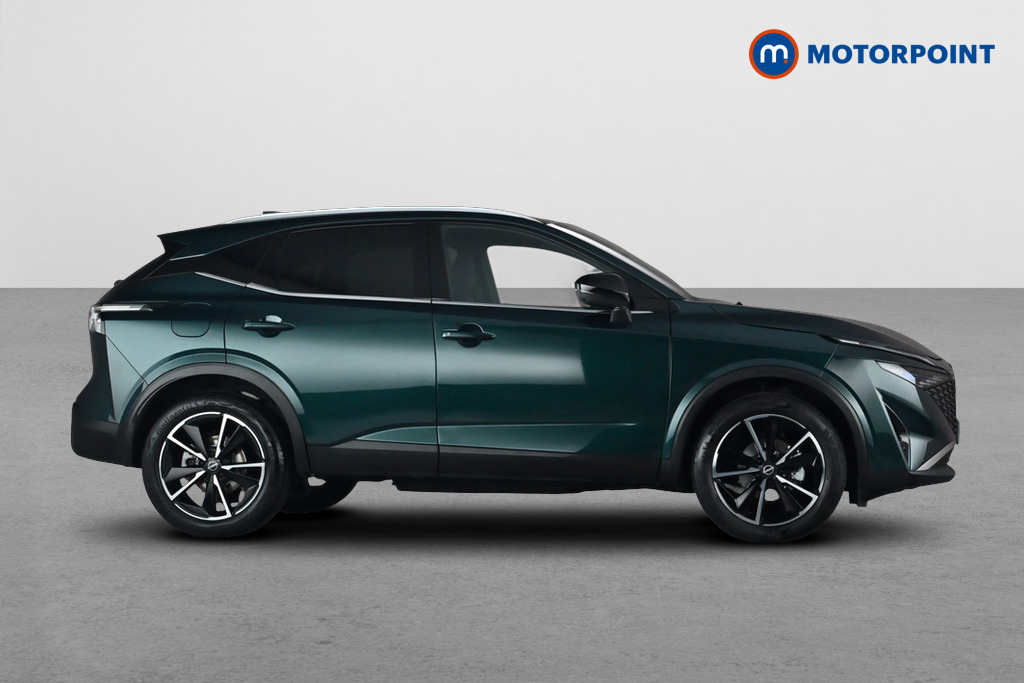 Nissan Qashqai Tekna Manual Petrol SUV - Stock Number (1691985) - Passenger side