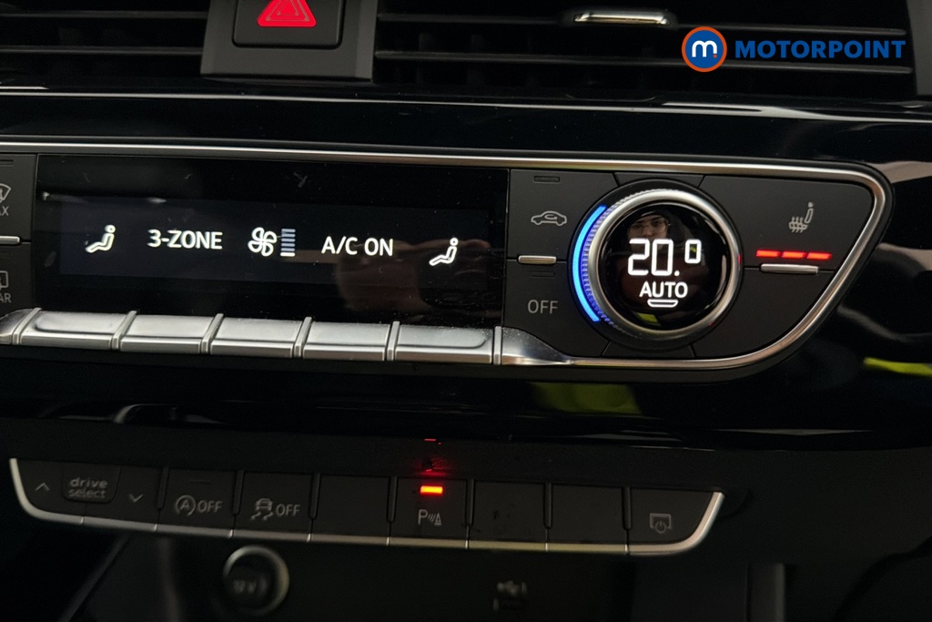 Audi A4 Black Edition Automatic Petrol Estate - Stock Number (1692143) - 14th supplementary image