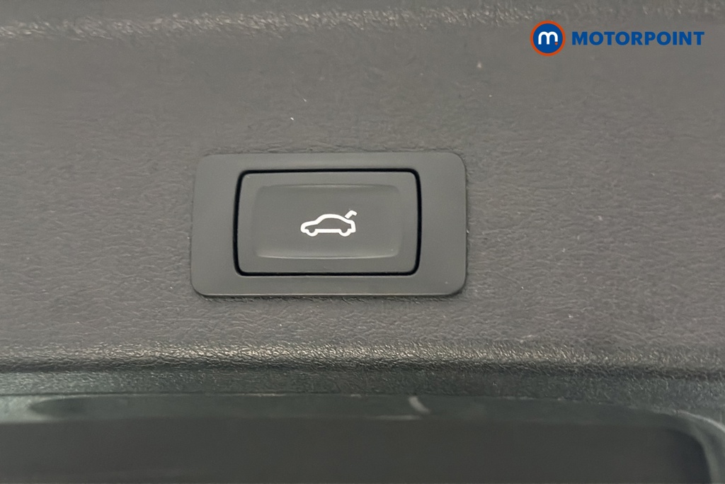 Audi A4 Black Edition Automatic Petrol Estate - Stock Number (1692143) - 35th supplementary image
