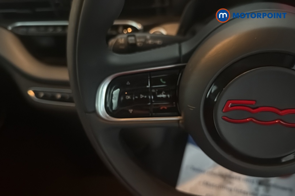 Fiat 500 RED Automatic Electric Hatchback - Stock Number (1692485) - 4th supplementary image