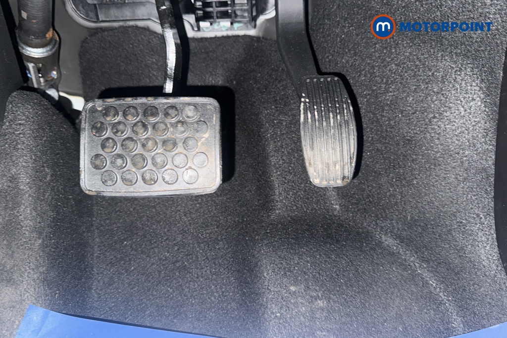 Fiat 500 RED Automatic Electric Hatchback - Stock Number (1692485) - 24th supplementary image