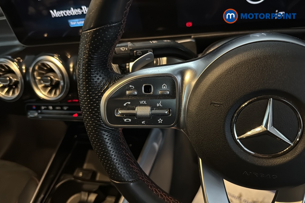 Mercedes-Benz GLB Amg Line Automatic Petrol SUV - Stock Number (1693045) - 4th supplementary image