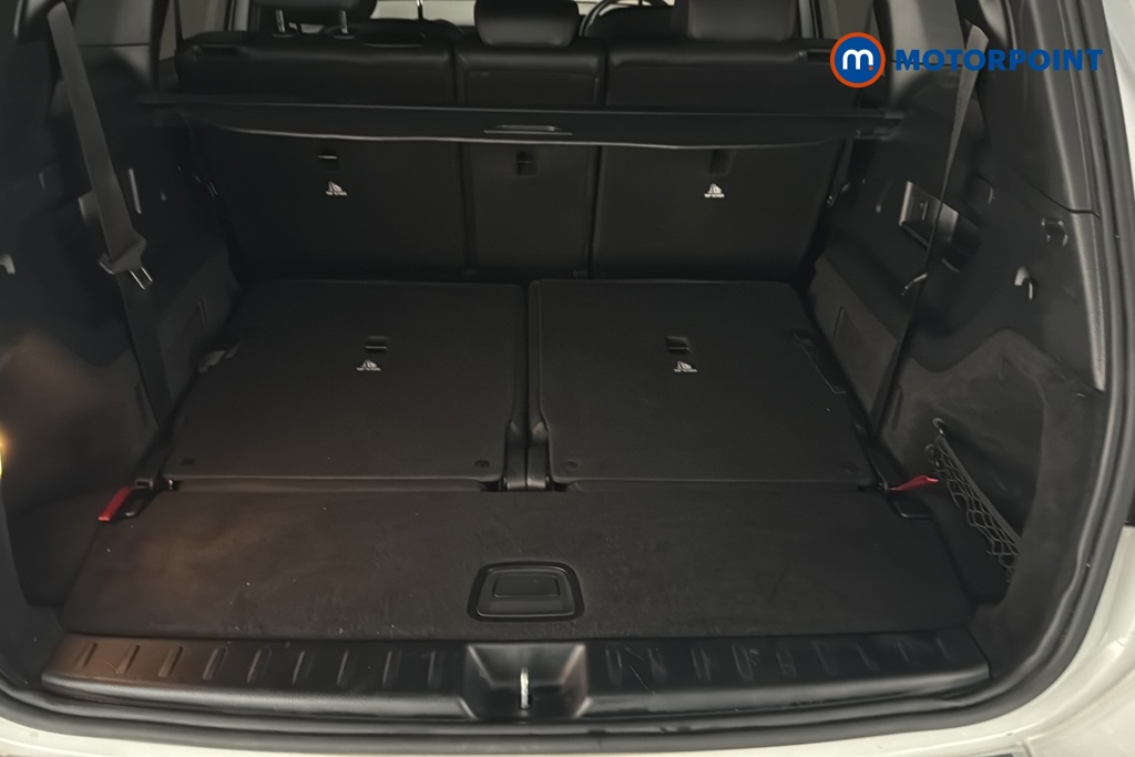 Mercedes-Benz GLB Amg Line Automatic Petrol SUV - Stock Number (1693045) - 30th supplementary image