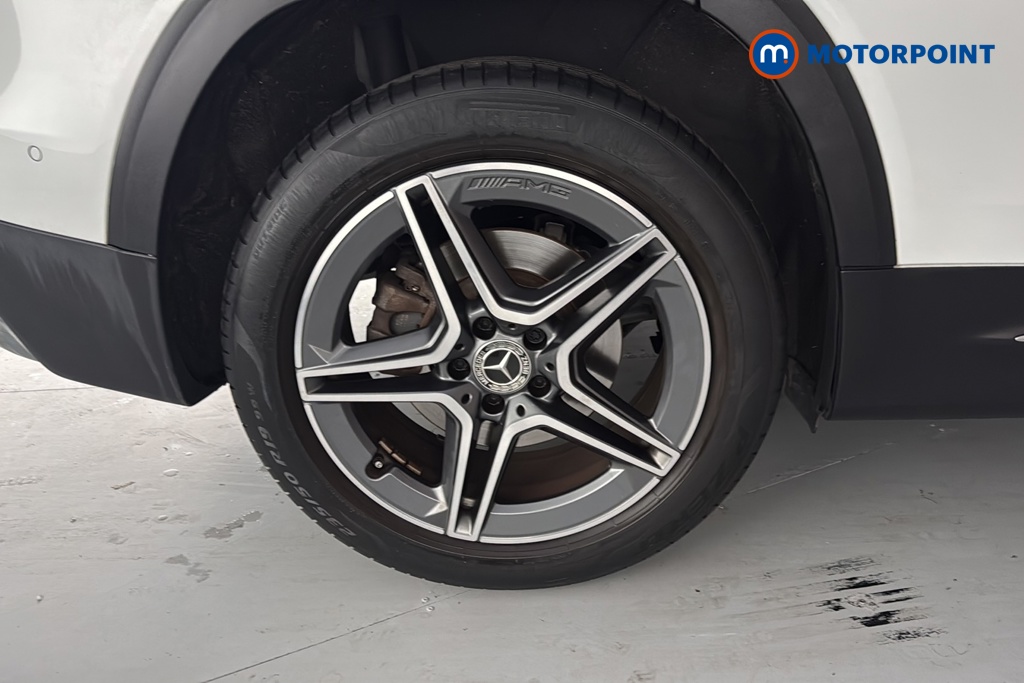 Mercedes-Benz GLB Amg Line Automatic Petrol SUV - Stock Number (1693045) - 46th supplementary image
