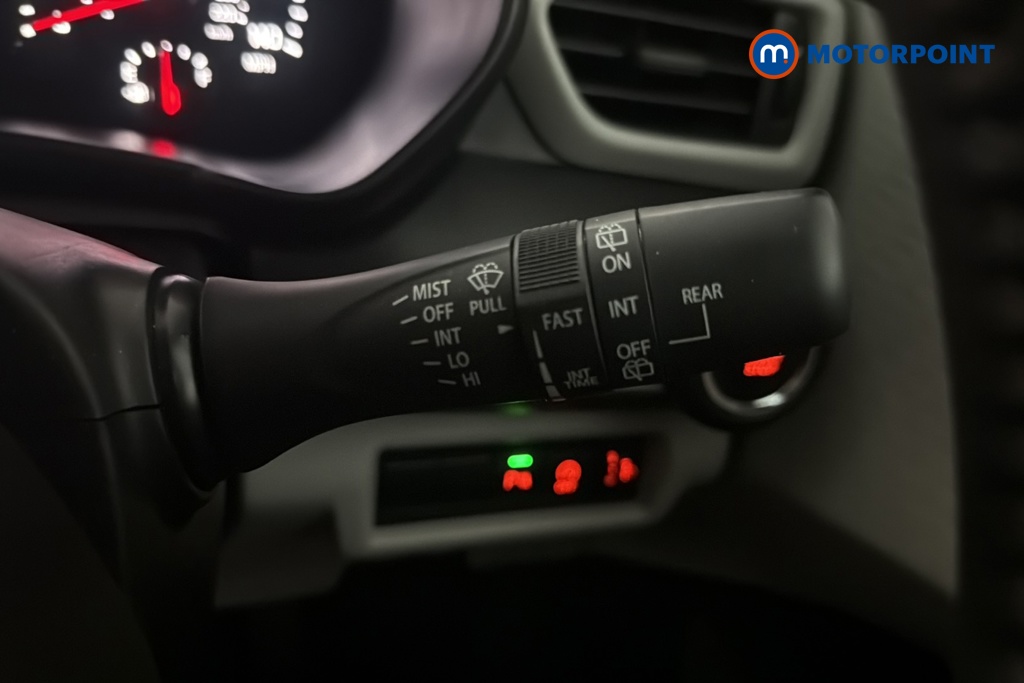 Suzuki Swift Motion Automatic Petrol Hatchback - Stock Number (1693109) - 6th supplementary image