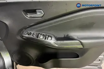 Nissan Juke N-Connecta Automatic Petrol SUV - Stock Number (1685634) - 18th supplementary image