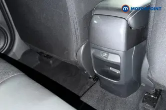 Nissan Juke N-Connecta Automatic Petrol SUV - Stock Number (1685634) - 28th supplementary image