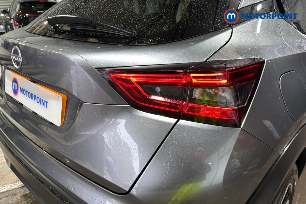 Nissan Juke N-Connecta Automatic Petrol SUV - Stock Number (1685634) - 36th supplementary image