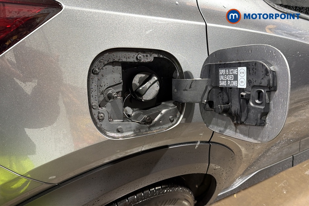 Nissan Juke N-Connecta Automatic Petrol SUV - Stock Number (1685634) - 41st supplementary image