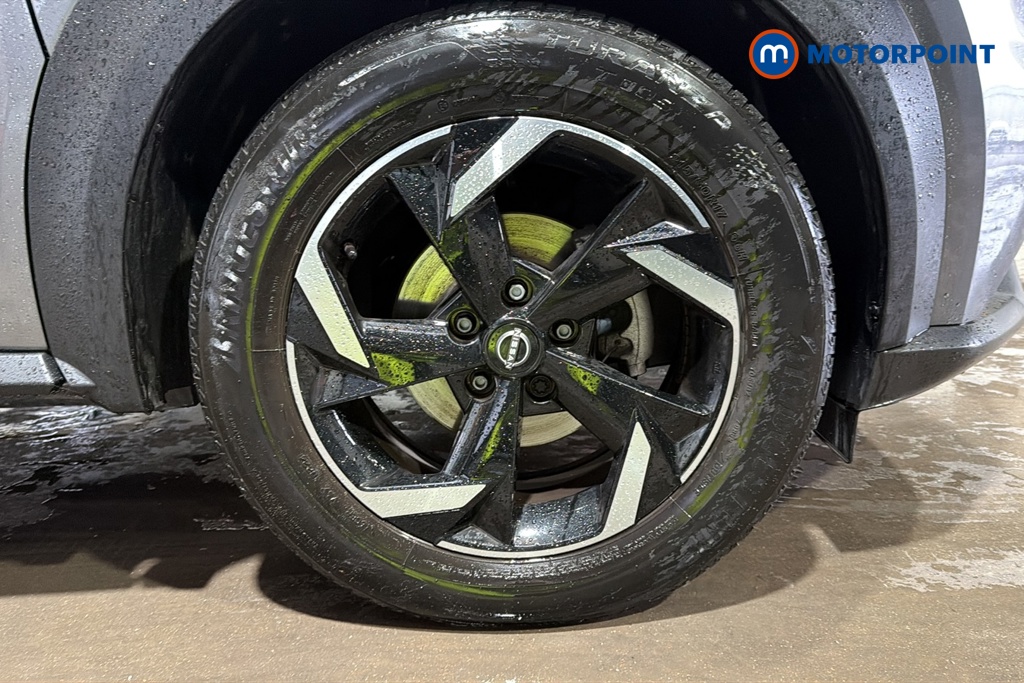 Nissan Juke N-Connecta Automatic Petrol SUV - Stock Number (1685634) - 47th supplementary image