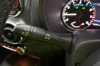 Nissan Juke N-Connecta Manual Petrol SUV - Stock Number (1685649) - 5th supplementary image