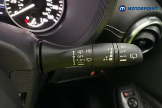 Nissan Juke N-Connecta Manual Petrol SUV - Stock Number (1685649) - 6th supplementary image