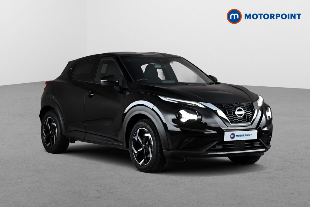 Nissan Juke N-Connecta Manual Petrol SUV - Stock Number (1685649) - Drivers side front corner