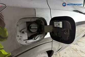 Nissan Juke N-Connecta Manual Petrol SUV - Stock Number (1685649) - 41st supplementary image