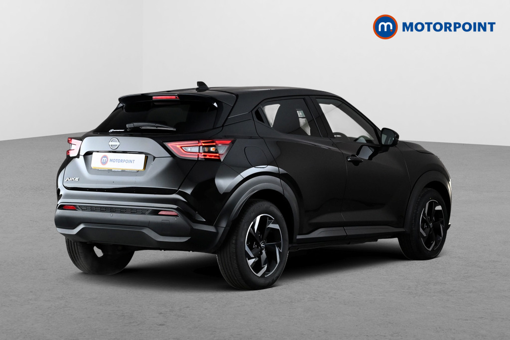 Nissan Juke N-Connecta Manual Petrol SUV - Stock Number (1685649) - Passenger side rear corner