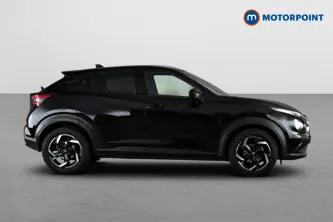 Nissan Juke N-Connecta Manual Petrol SUV - Stock Number (1685649) - Passenger side