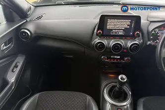 Nissan Juke N-Connecta Manual Petrol SUV - Stock Number (1685649) - 1st supplementary image