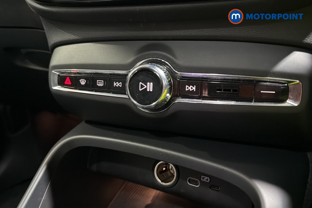 Volvo Xc40 Ultra Automatic Petrol SUV - Stock Number (1689051) - 12th supplementary image