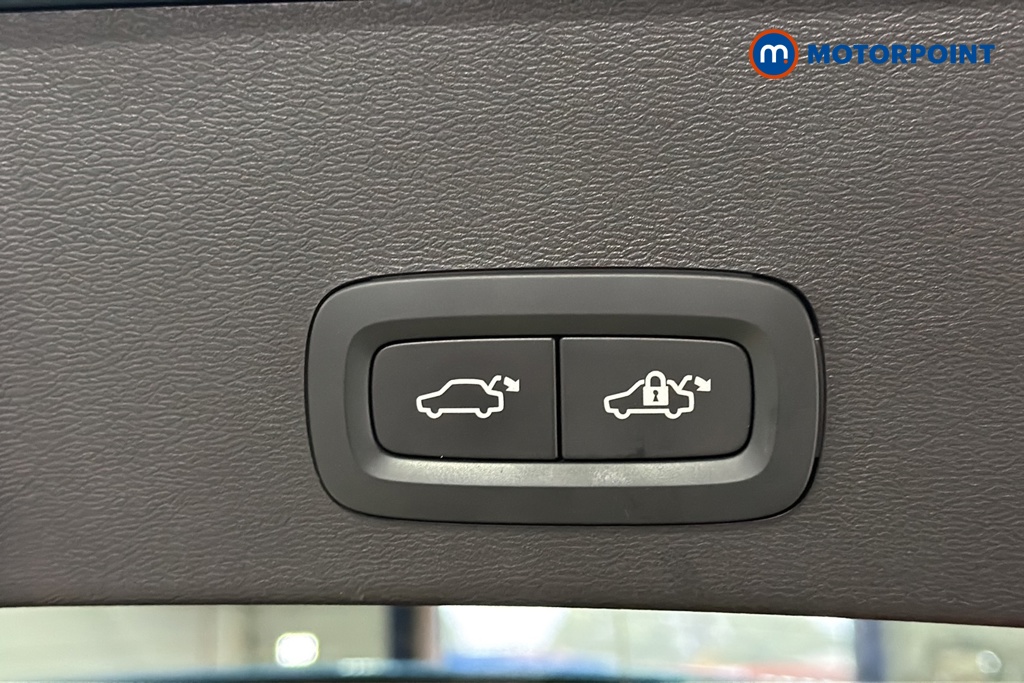 Volvo Xc40 Ultra Automatic Petrol SUV - Stock Number (1689051) - 35th supplementary image