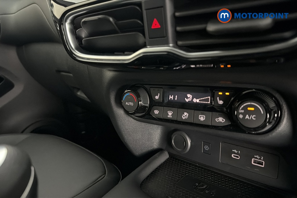 Nissan Juke Tekna Manual Petrol SUV - Stock Number (1689690) - 12th supplementary image