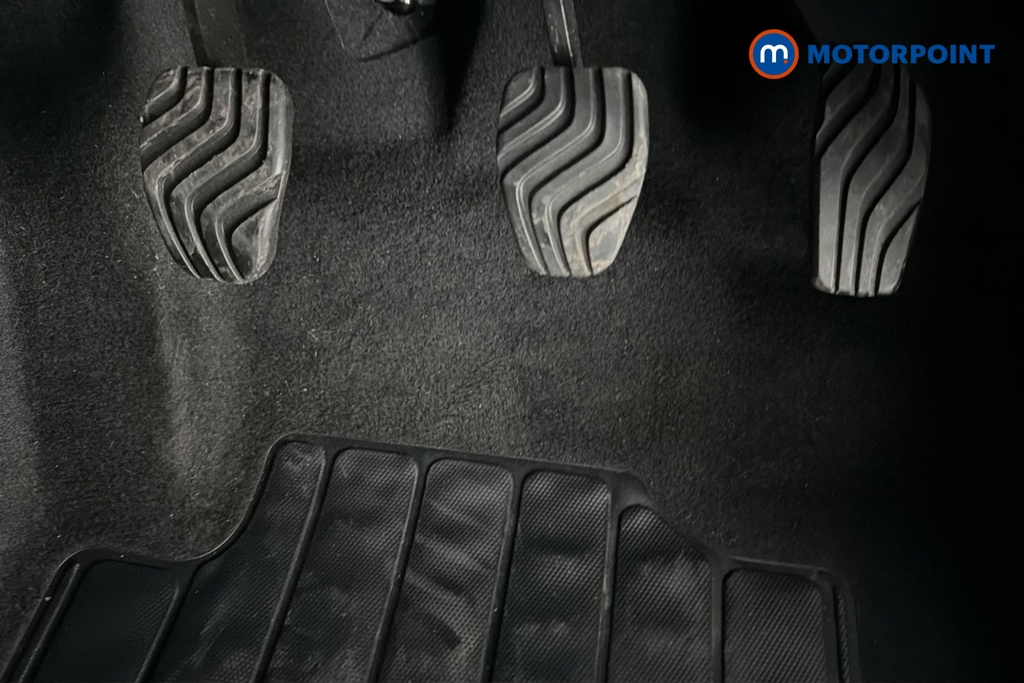 Nissan Juke Tekna Manual Petrol SUV - Stock Number (1689690) - 24th supplementary image