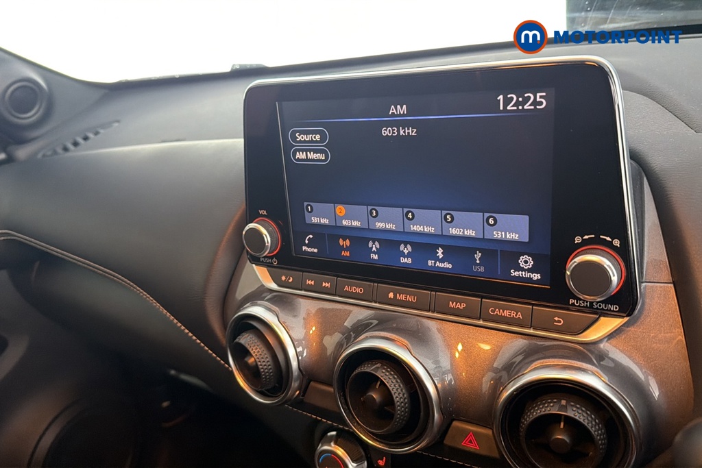 Nissan Juke Tekna Automatic Petrol SUV - Stock Number (1689692) - 8th supplementary image