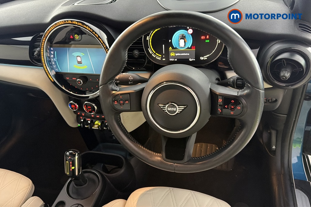 Mini Hatchback Cooper S Level 3 Automatic Electric Hatchback - Stock Number (1690193) - 2nd supplementary image
