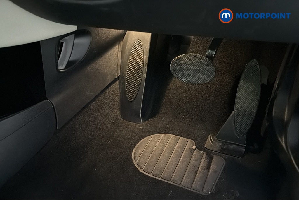 Mini Hatchback Cooper S Level 3 Automatic Electric Hatchback - Stock Number (1690193) - 24th supplementary image