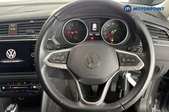 Volkswagen Tiguan Life Automatic Petrol SUV - Stock Number (1690217) - 2nd supplementary image