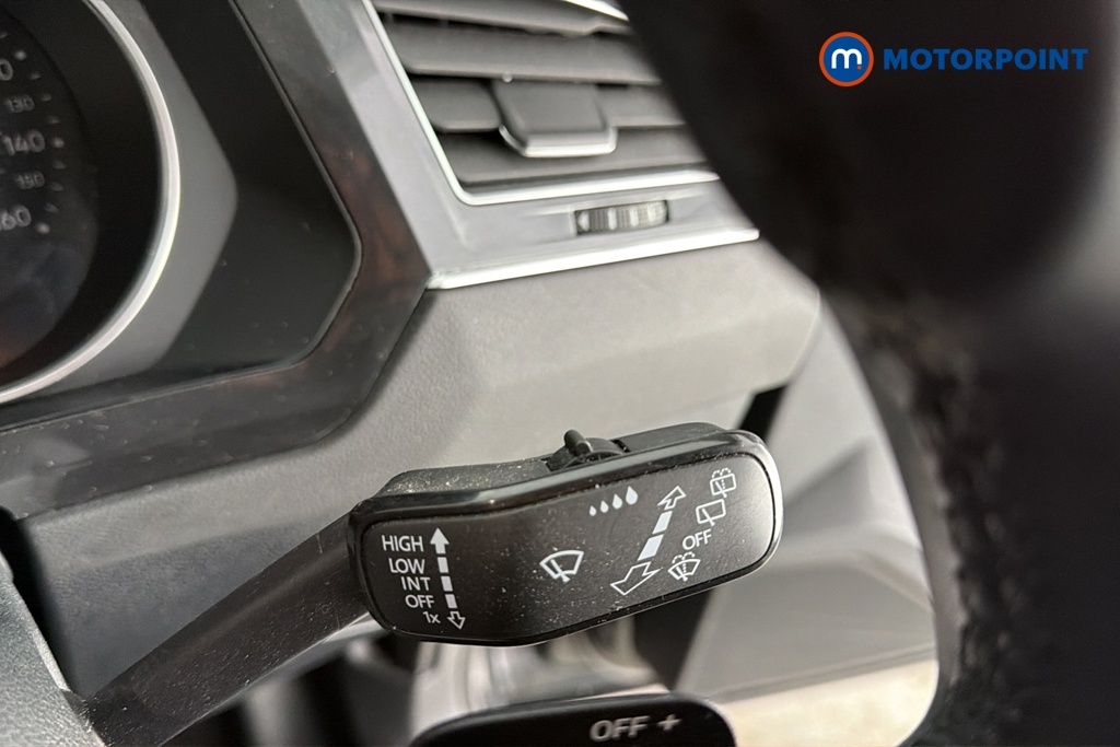 Volkswagen Tiguan Life Automatic Petrol SUV - Stock Number (1690217) - 6th supplementary image