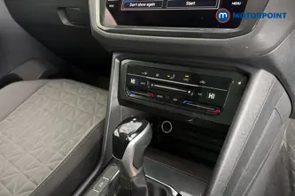 Volkswagen Tiguan Life Automatic Petrol SUV - Stock Number (1690217) - 12th supplementary image
