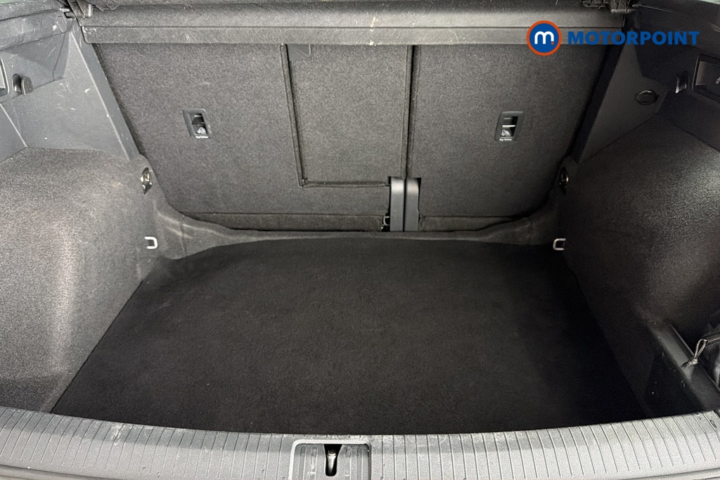Volkswagen Tiguan Life Automatic Petrol SUV - Stock Number (1690217) - 30th supplementary image
