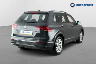 Volkswagen Tiguan Life Automatic Petrol SUV - Stock Number (1690217) - Passenger side rear corner